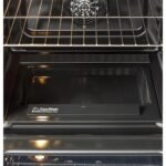 GE 30" Free-Standing Electric Convection Range GRF600AVBB - Image 9